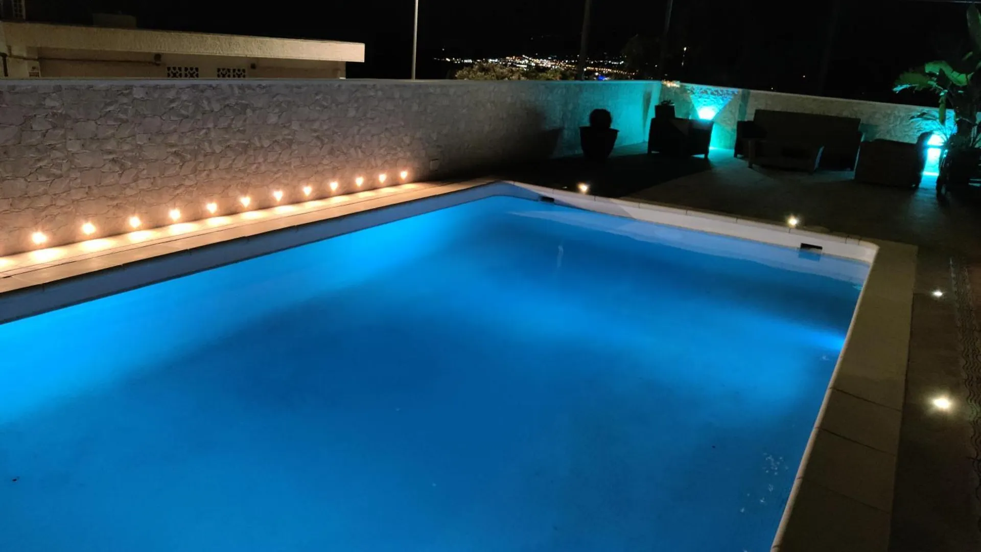 Villa Queca Private Heated Pool Cannon Water And Jacuzzi Santa Cruz de Tenerife Spain