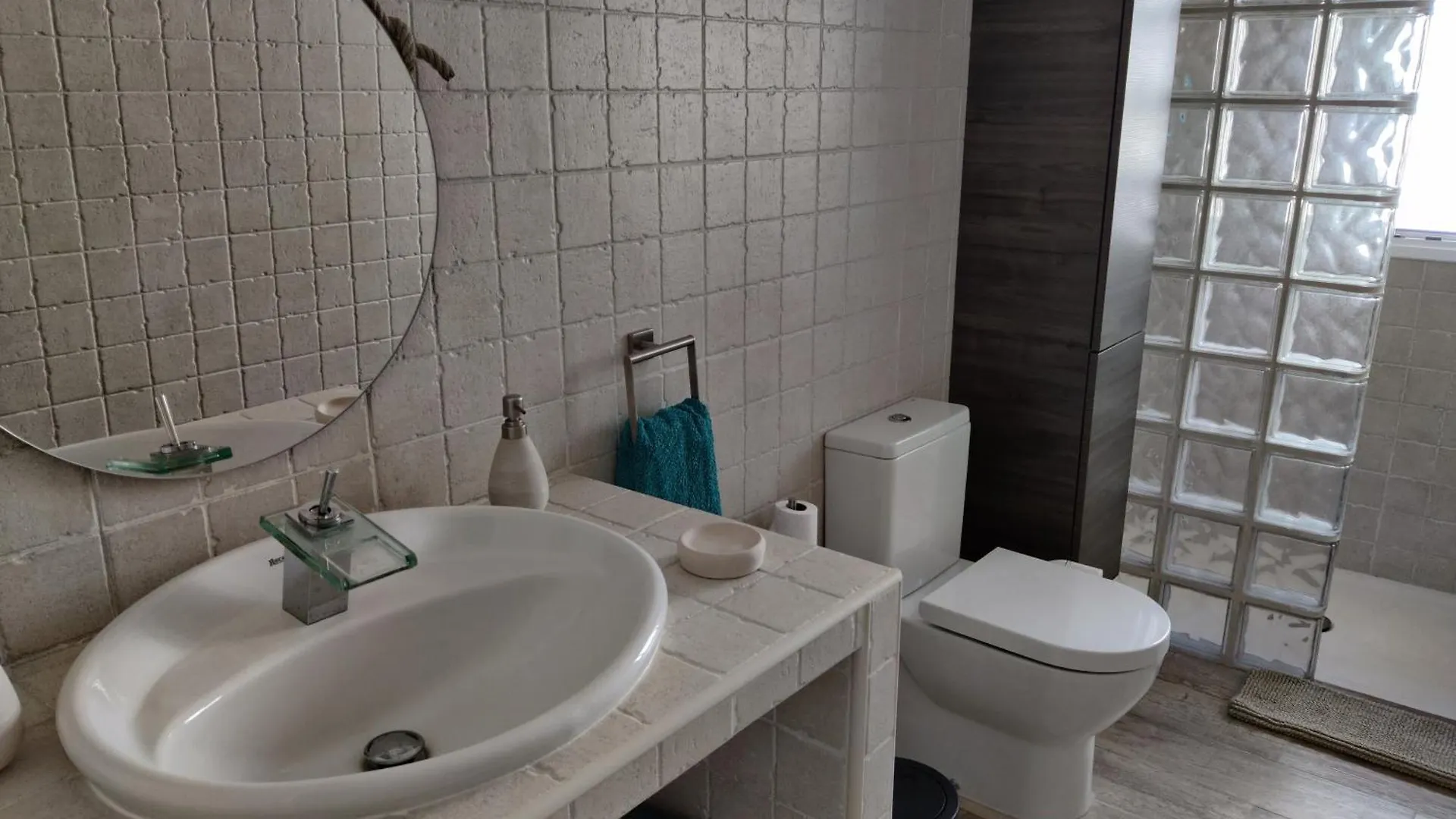 Holiday home Villa Queca Private Heated Pool Cannon Water And Jacuzzi Santa Cruz de Tenerife