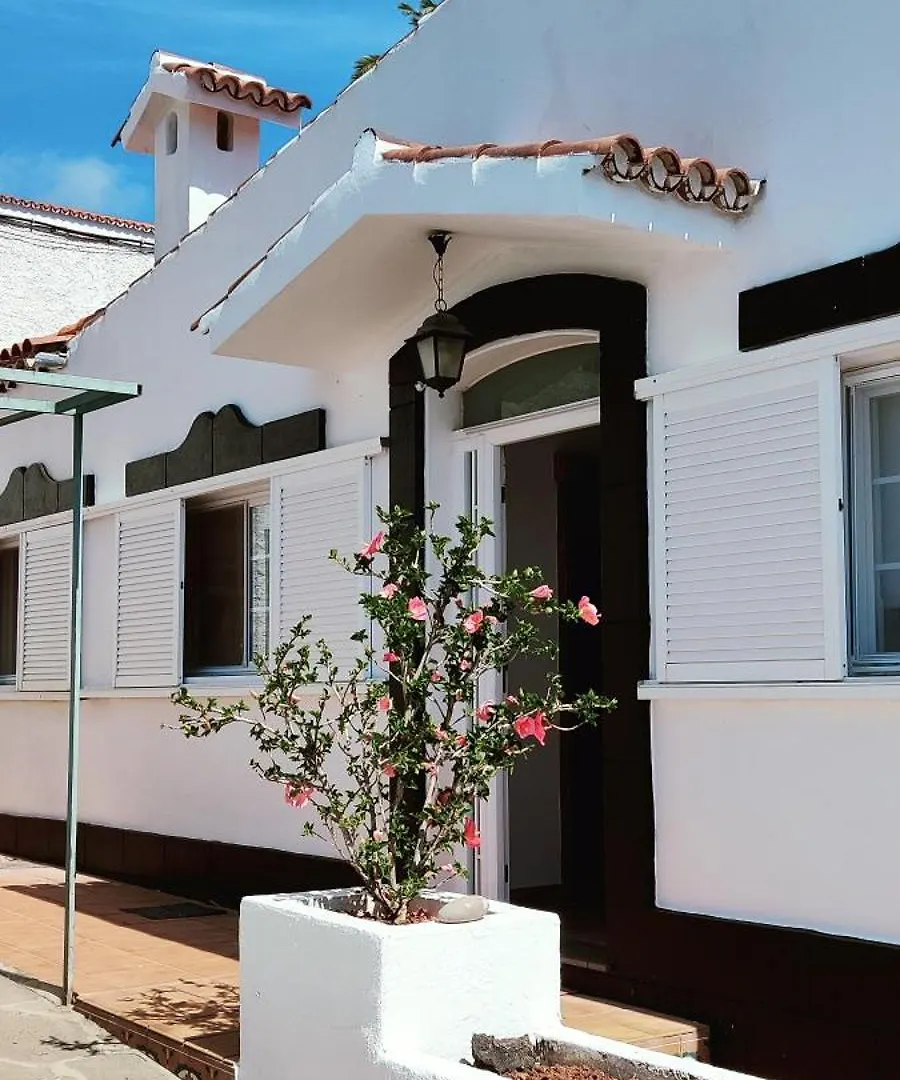 Holiday home Villa Queca Private Heated Pool Cannon Water And Jacuzzi Santa Cruz de Tenerife
